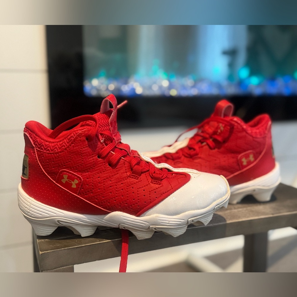 Under Armor Baseball Cleats ⚾️ 👟